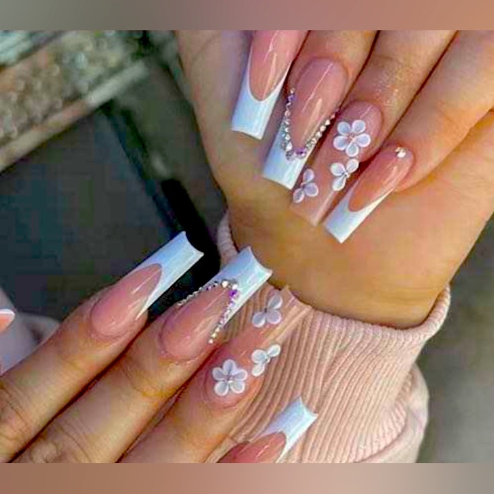 Press on Nails, Printed Flower
